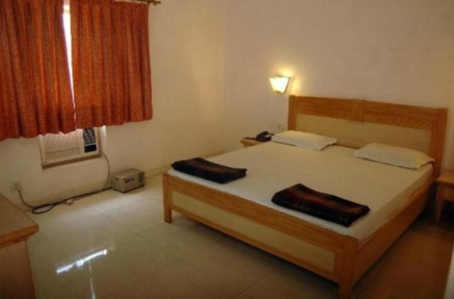 Hotel The Shubham Vrindāvan Extérieur photo